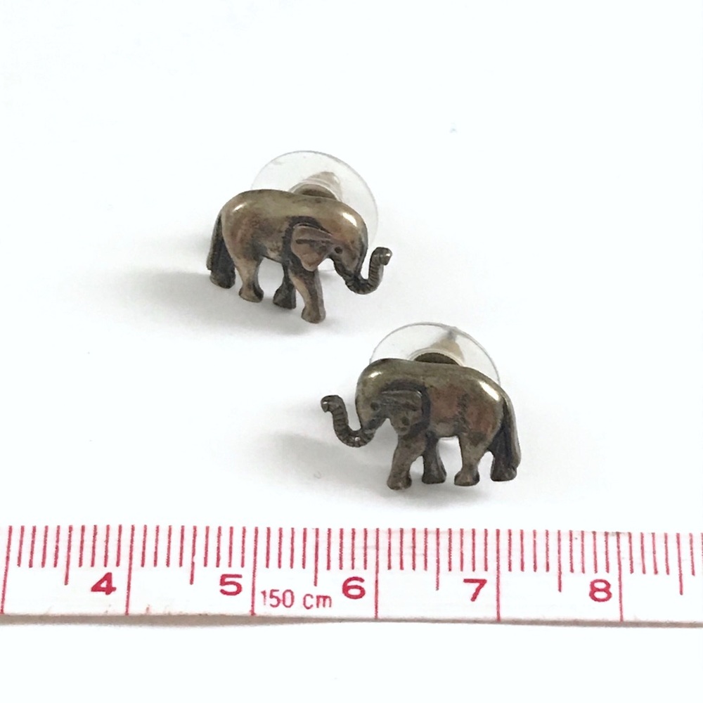 Elephant studs - Picture 1 of 2